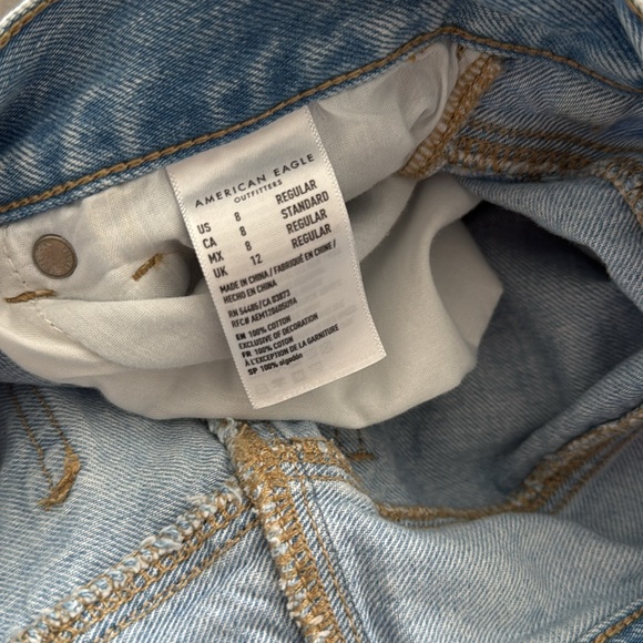 American Eagle Mom Jean - Picture 5 of 6